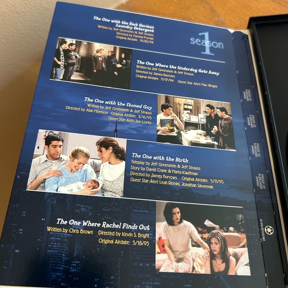 Friends DVD Season 1 Jennifer Aniston Matthew Perry chandler friends dvd - Picture 7 of 7